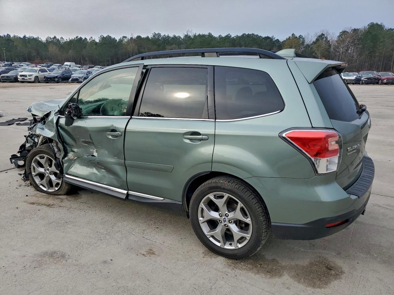 2017 SUBARU FORESTER