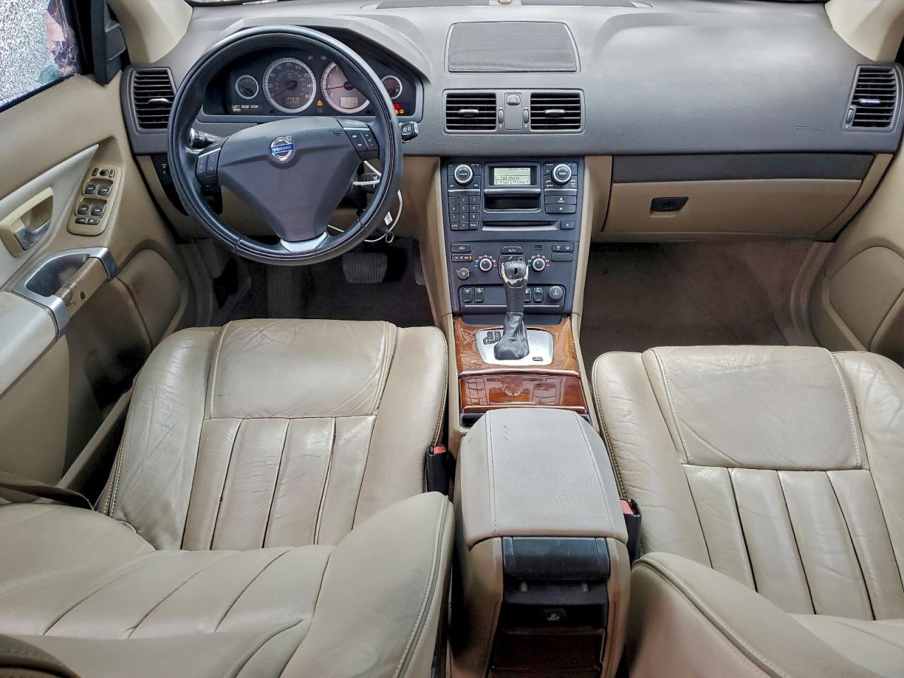 2013 VOLVO XC90