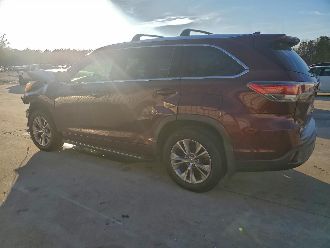 2015 TOYOTA HIGHLANDER