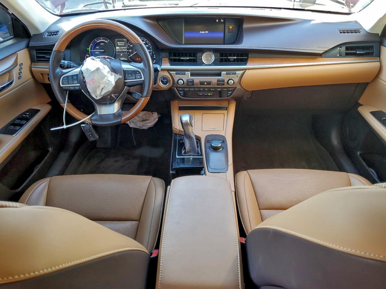 2016 LEXUS ES 300H