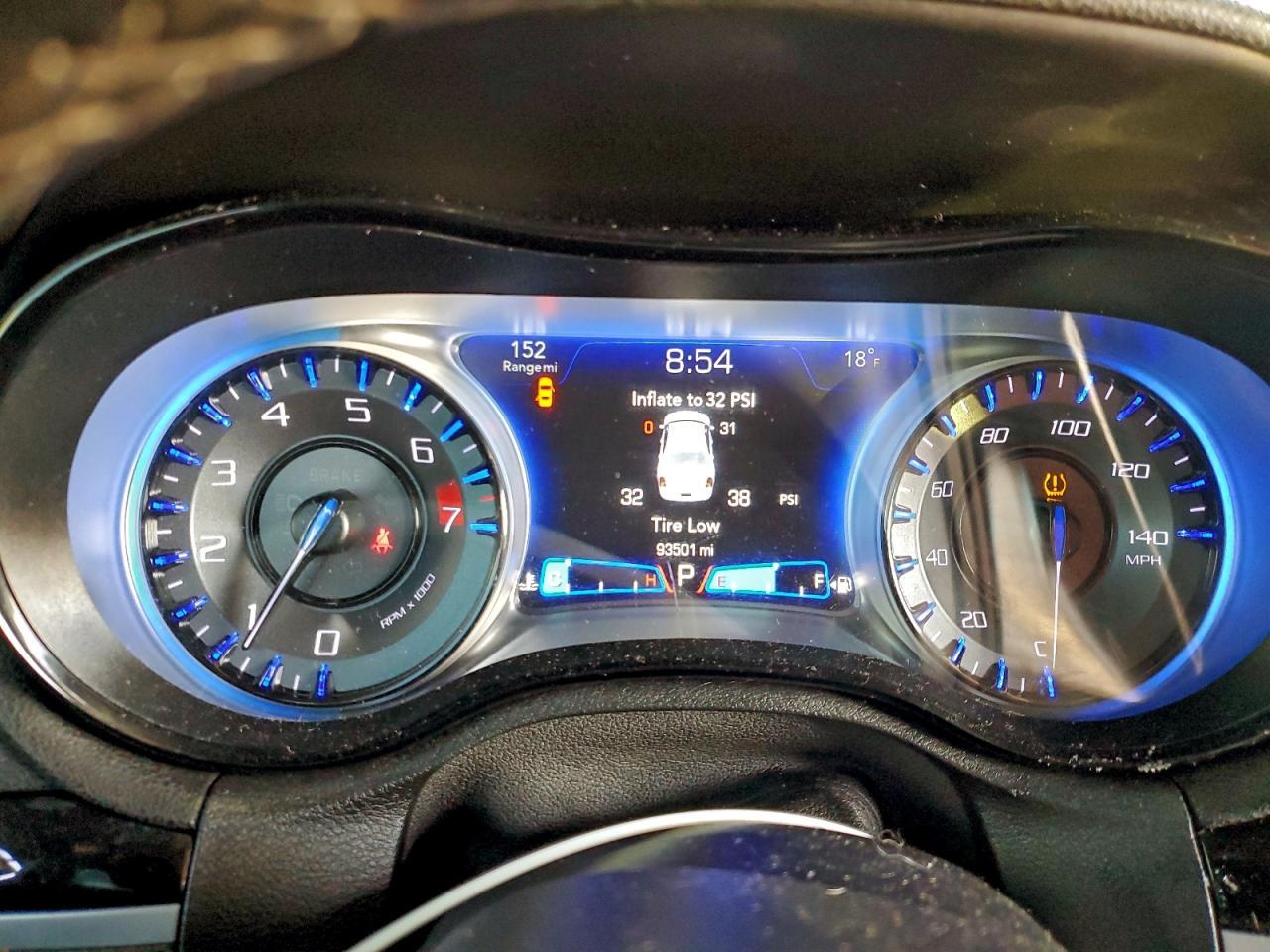 2019 CHRYSLER 300
