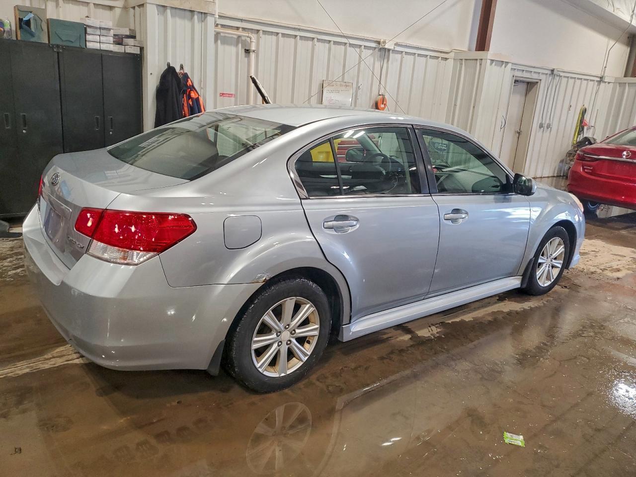 2012 SUBARU Legacy