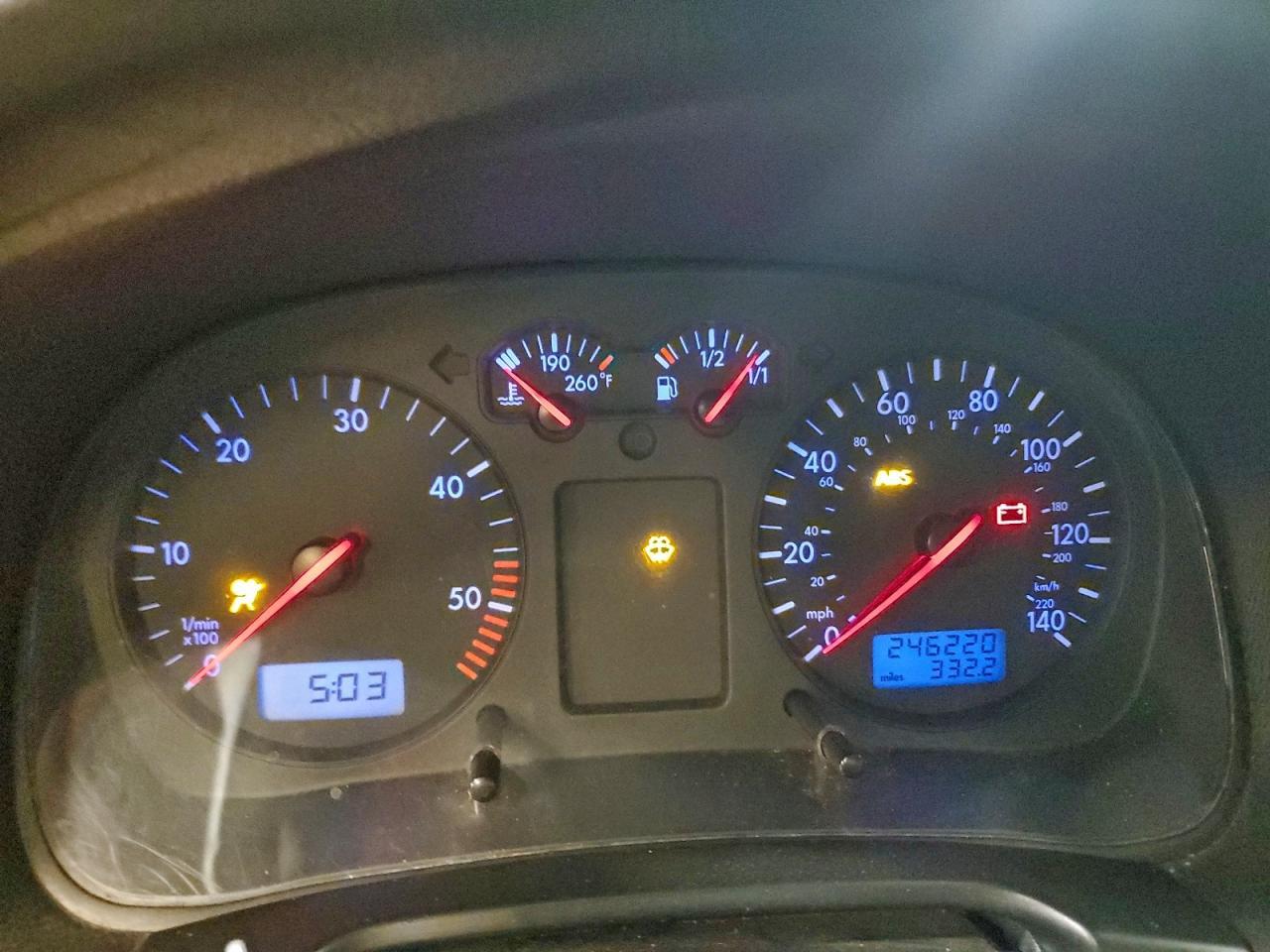 2003 VOLKSWAGEN JETTA