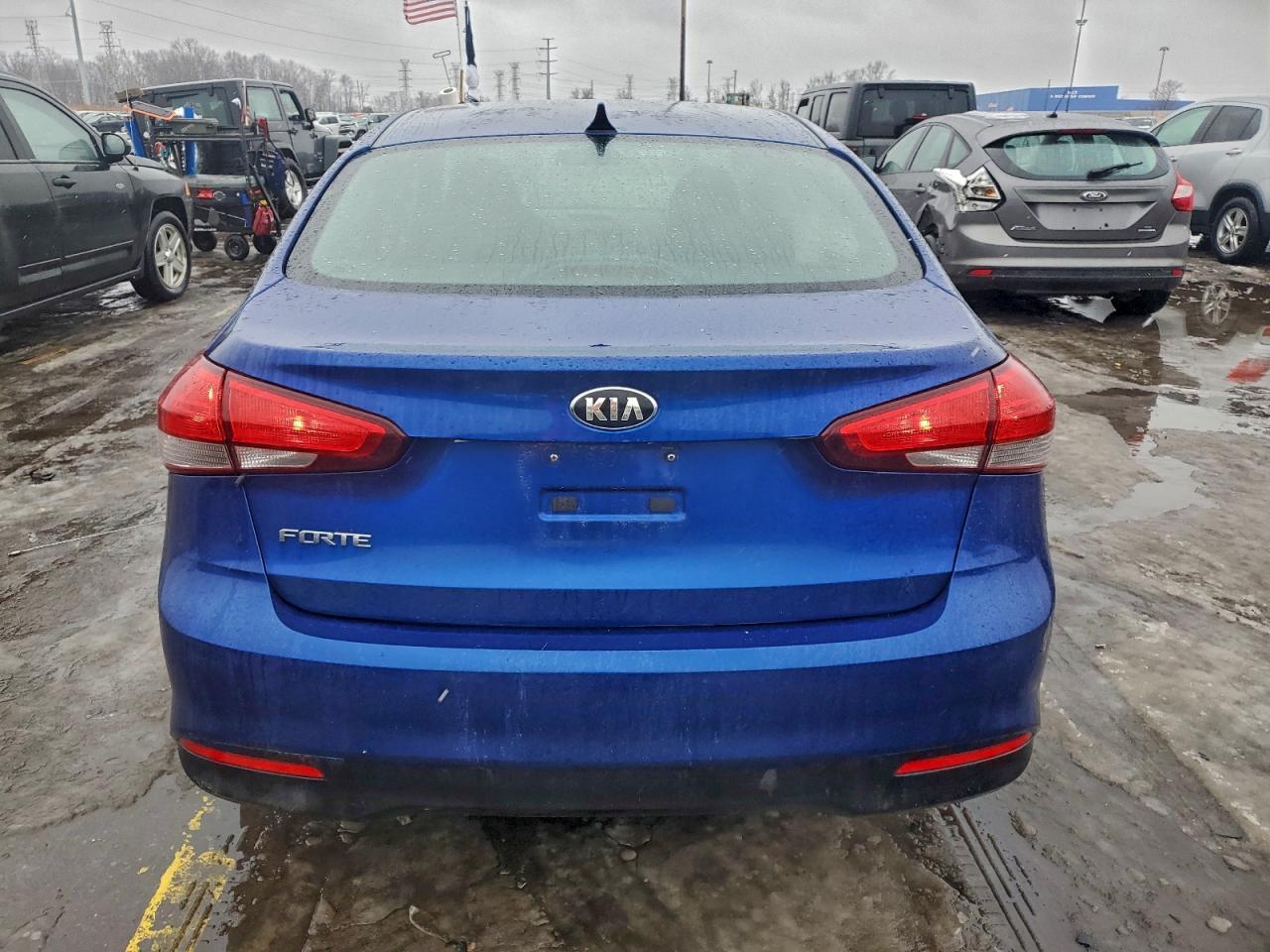 2017 KIA FORTE