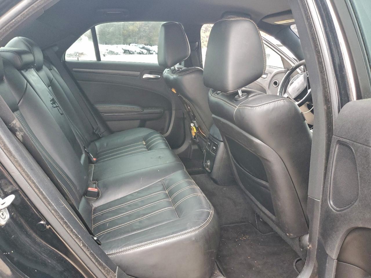 2013 CHRYSLER 300