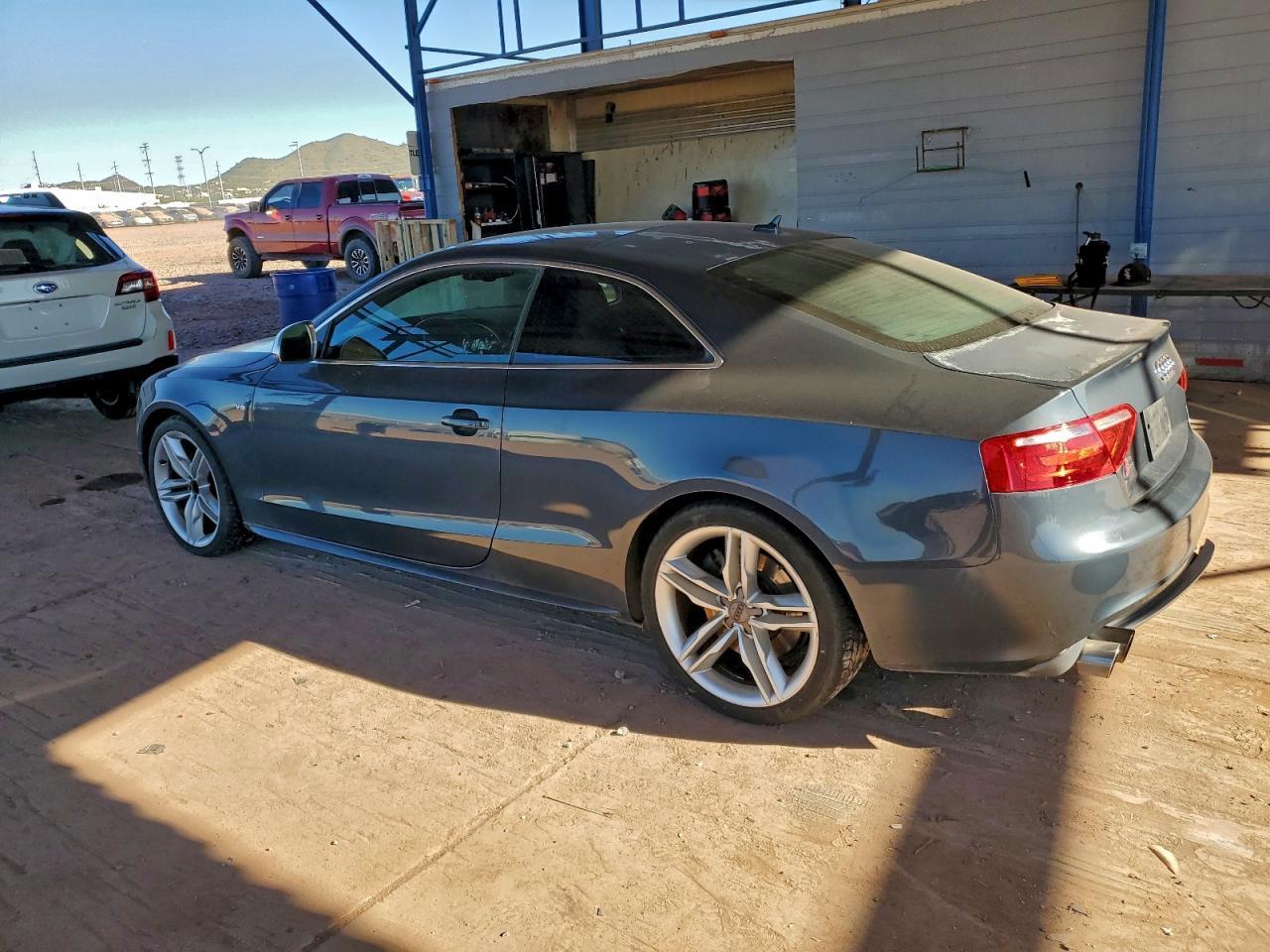 2009 AUDI S5