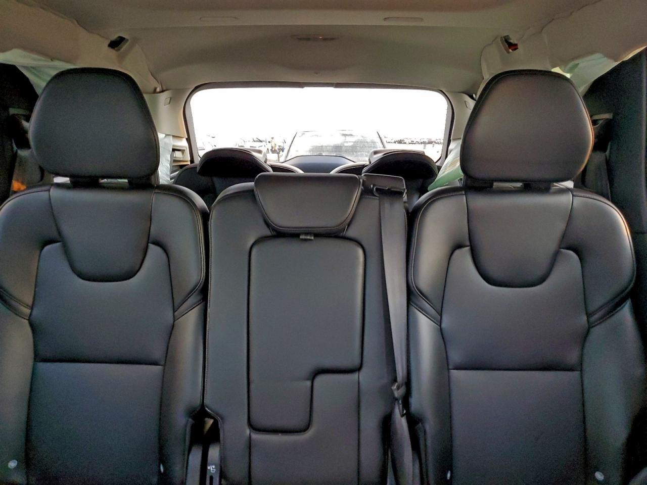 2024 VOLVO XC90