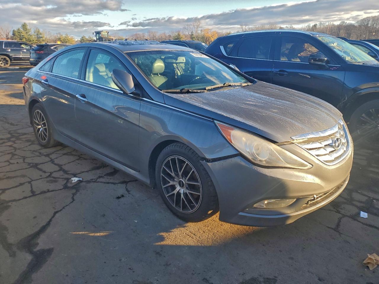 2014 HYUNDAI SONATA
