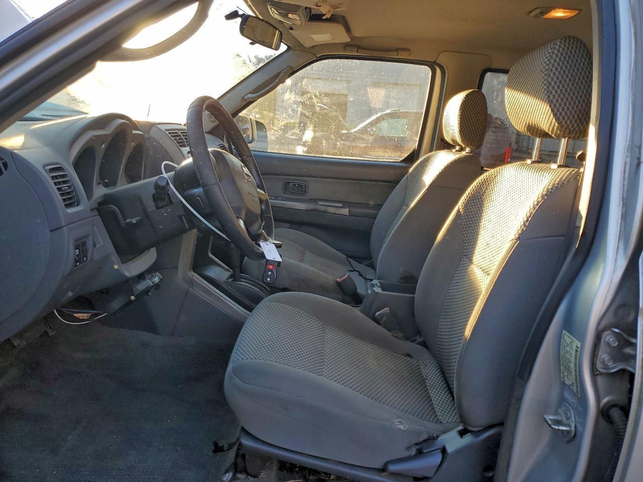 2002 NISSAN Frontier