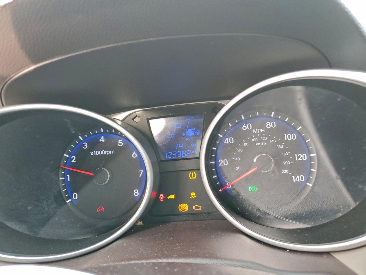2015 HYUNDAI TUCSON