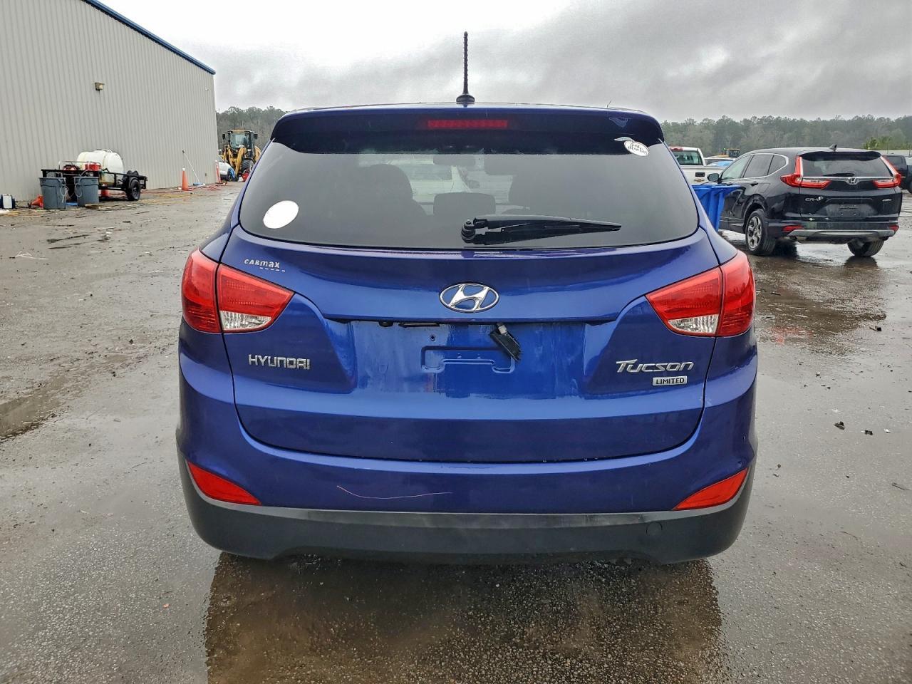 2010 HYUNDAI TUCSON