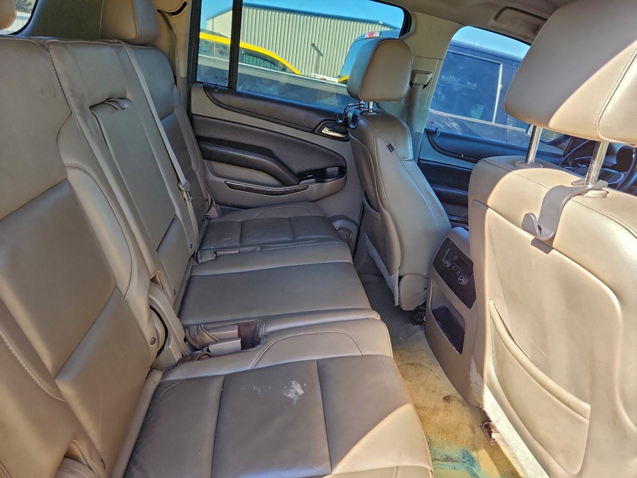 2015 CHEVROLET Suburban