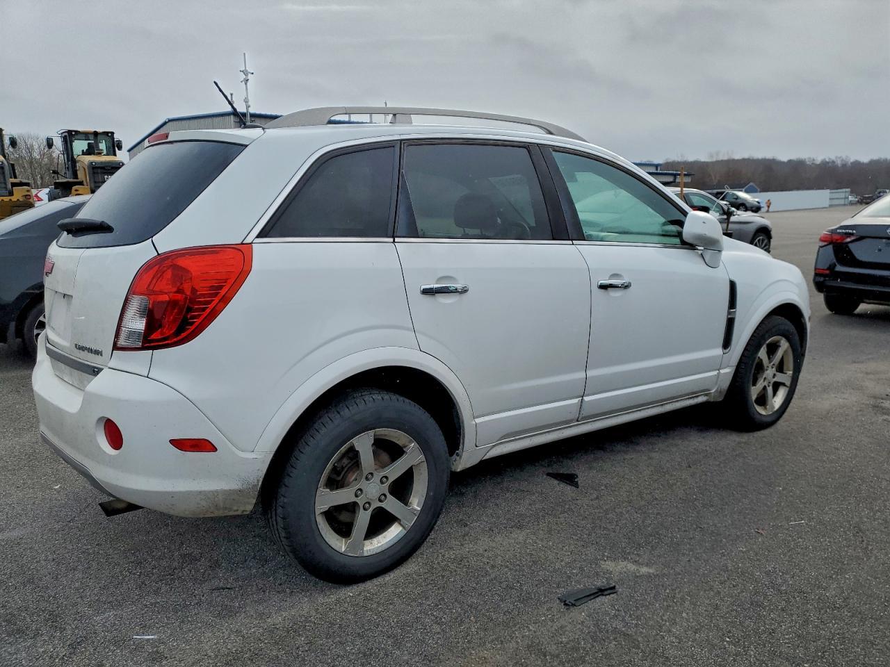 2014 CHEVROLET Captiva