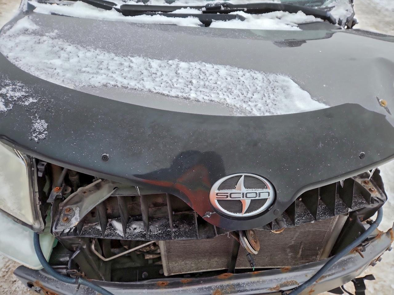 2013 TOYOTA SCION