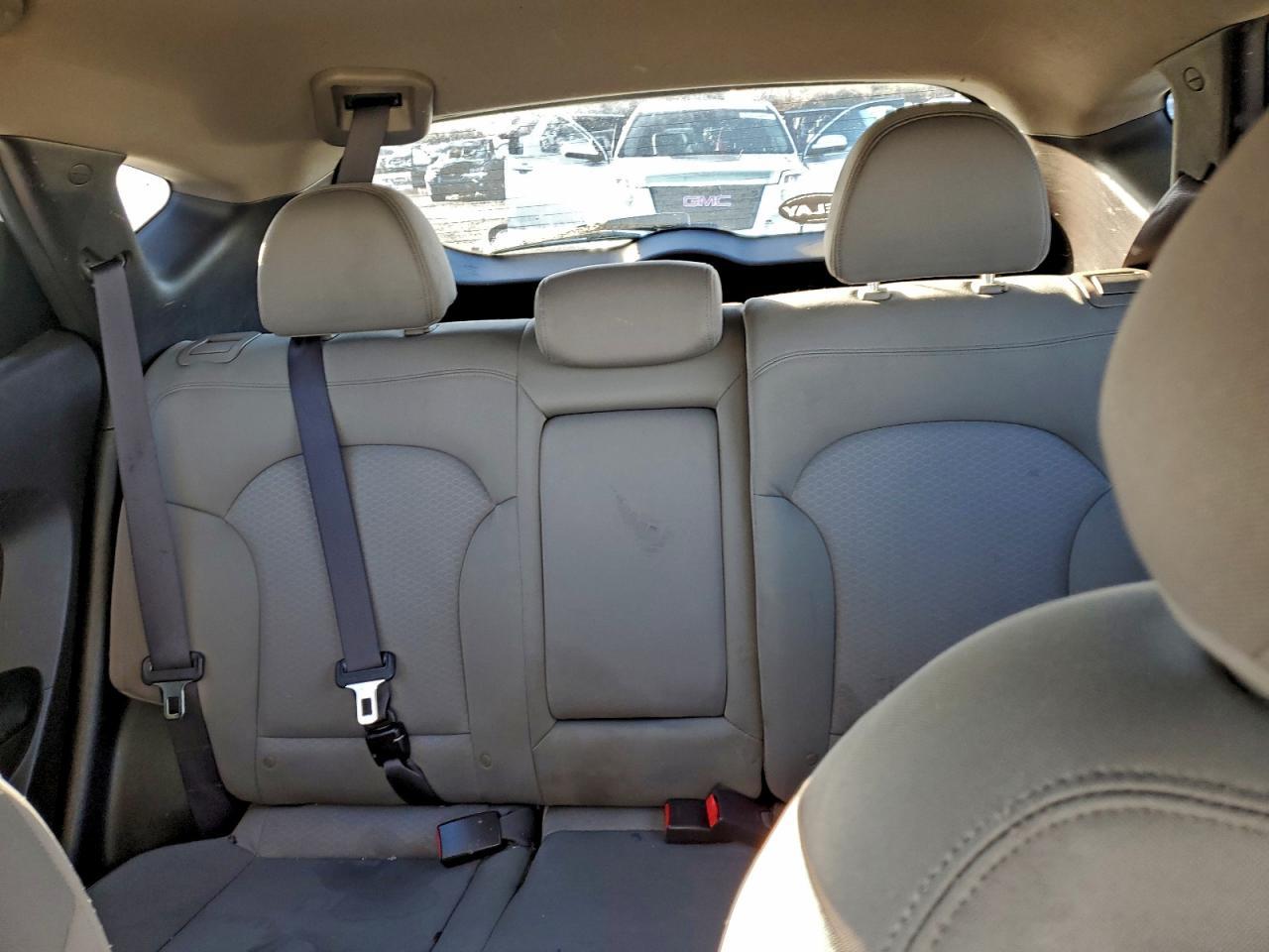 2011 HYUNDAI TUCSON