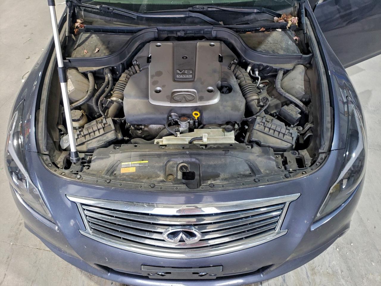 2011 INFINITI G37