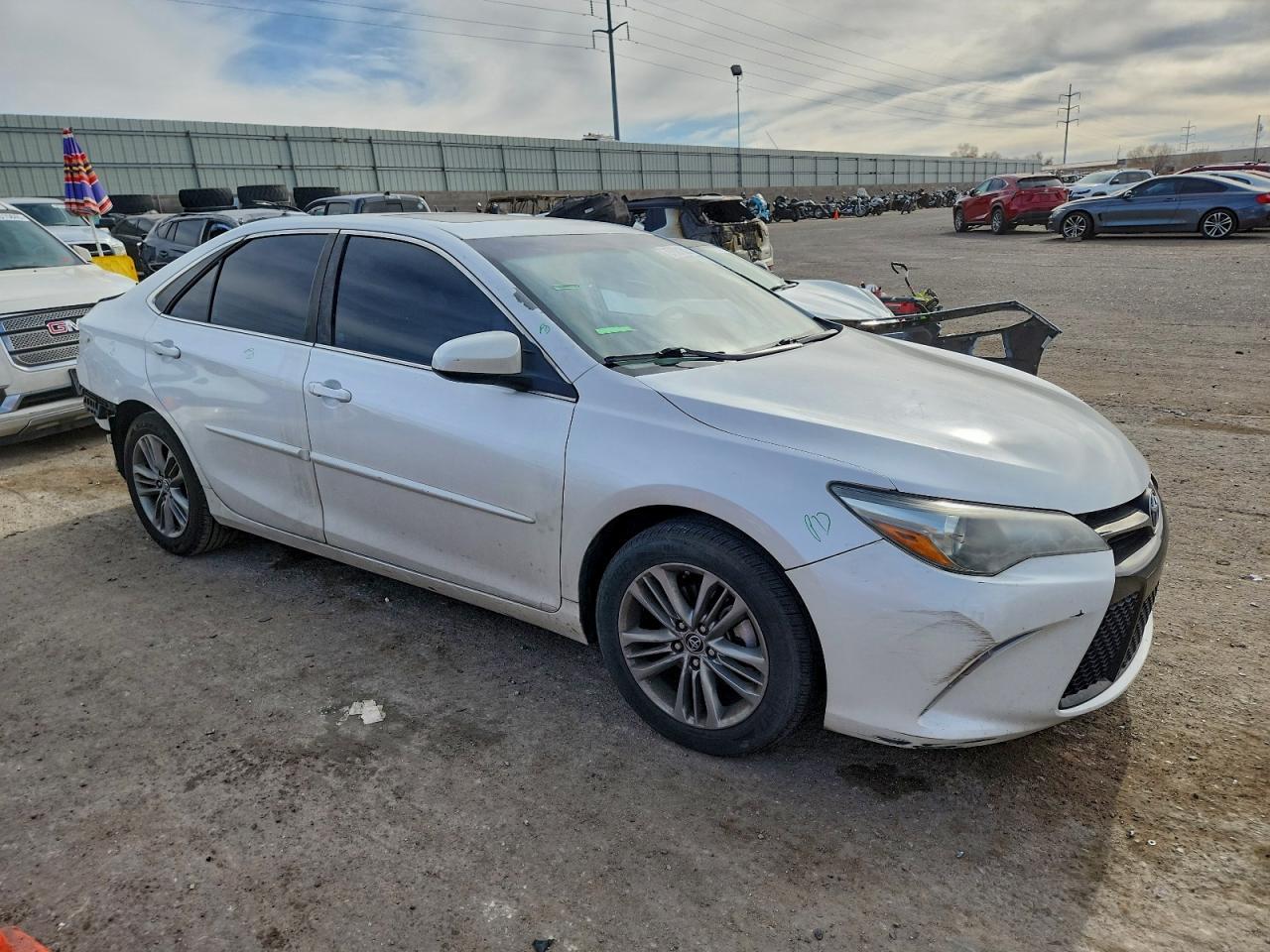 2015 TOYOTA CAMRY