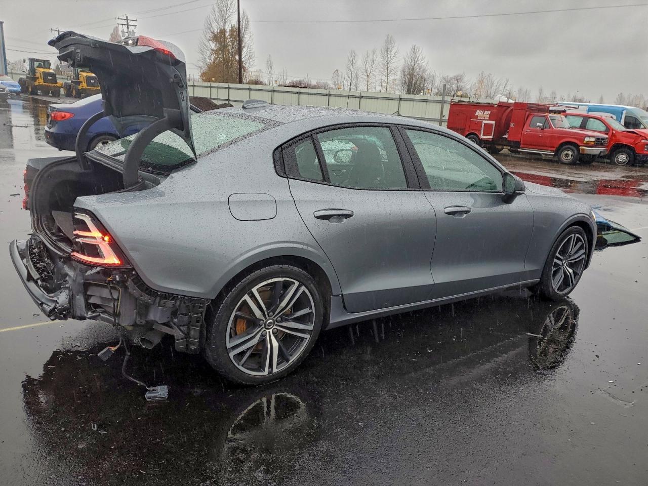 2019 VOLVO S60