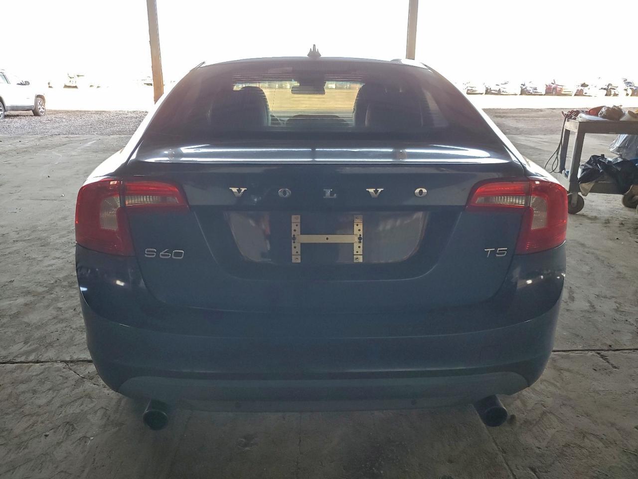 2013 VOLVO S60