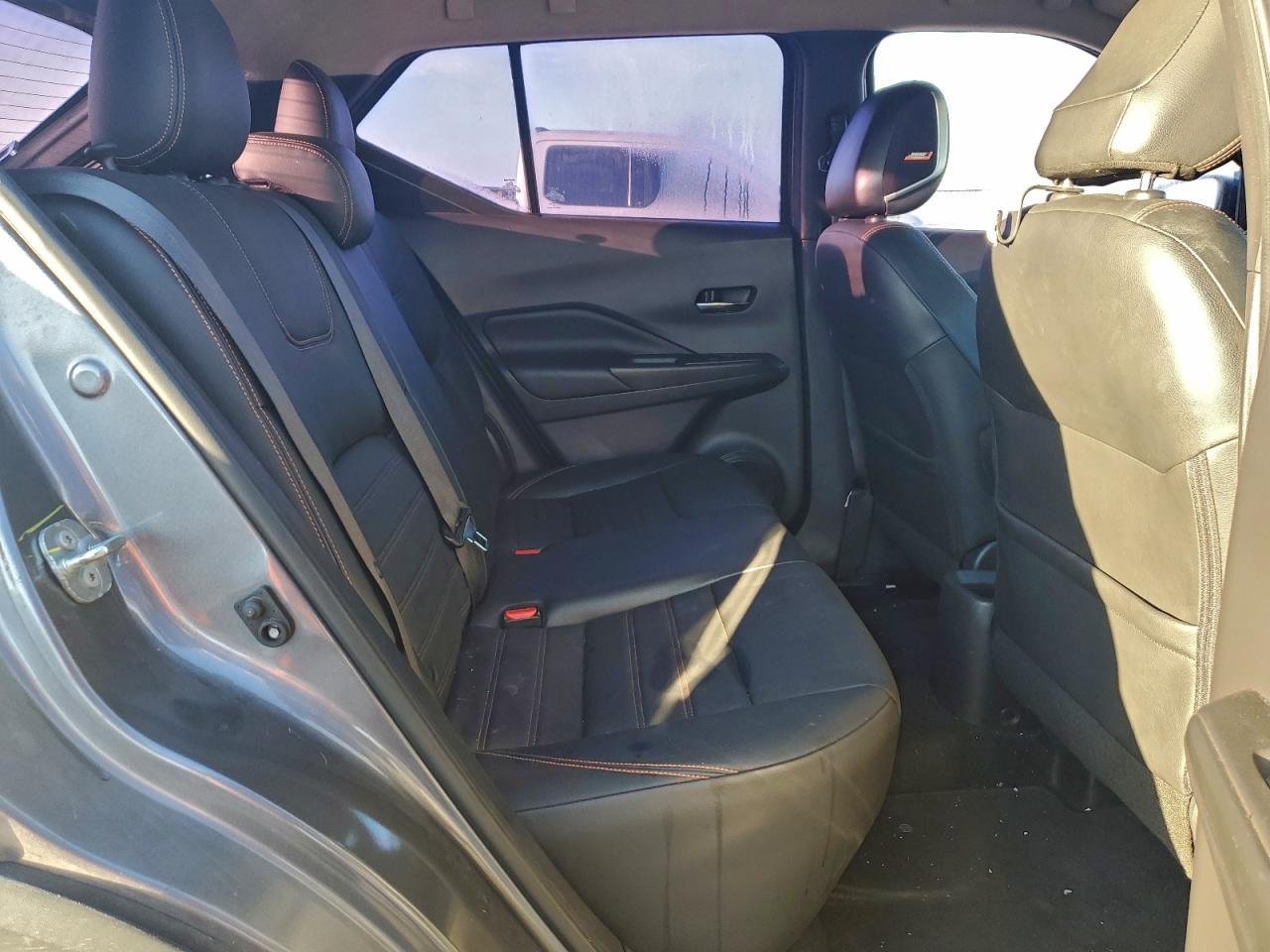 2019 NISSAN KICKS