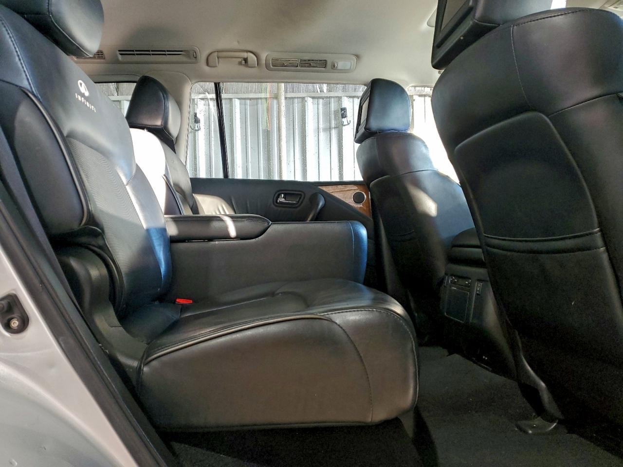 2012 INFINITI QX56