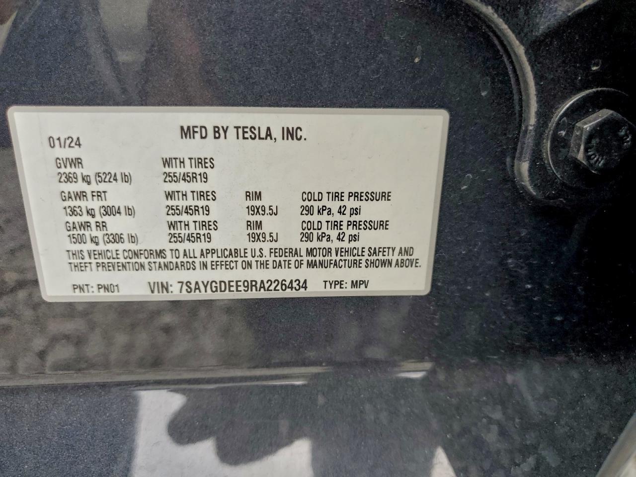 2024 TESLA MODEL Y
