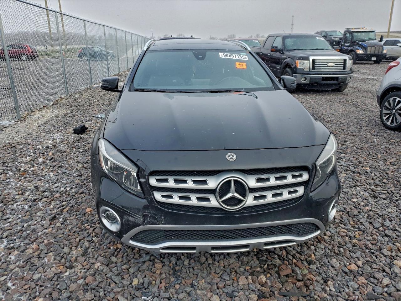 2018 MERCEDES-BENZ GLA-Class