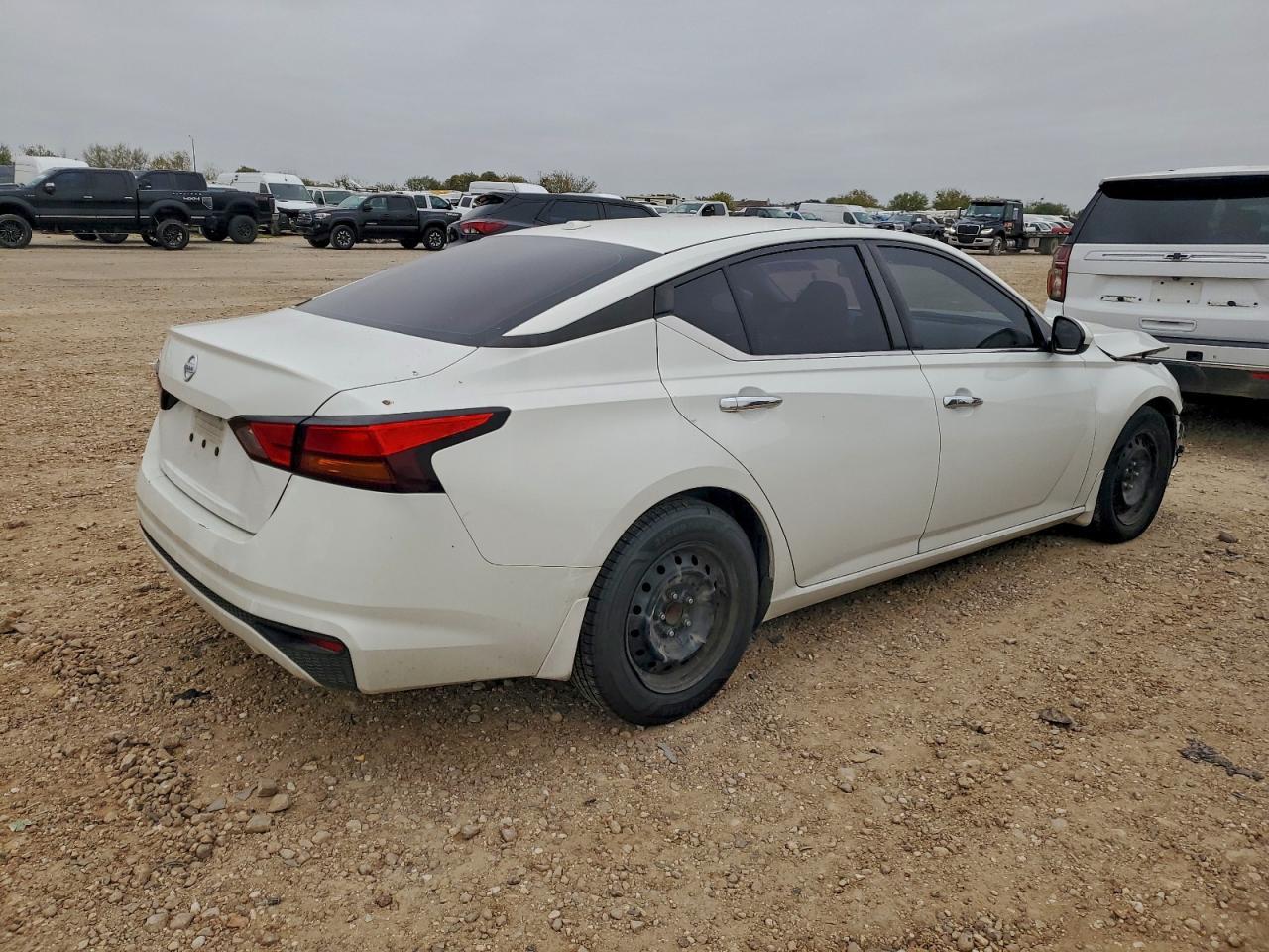 2019 NISSAN ALTIMA