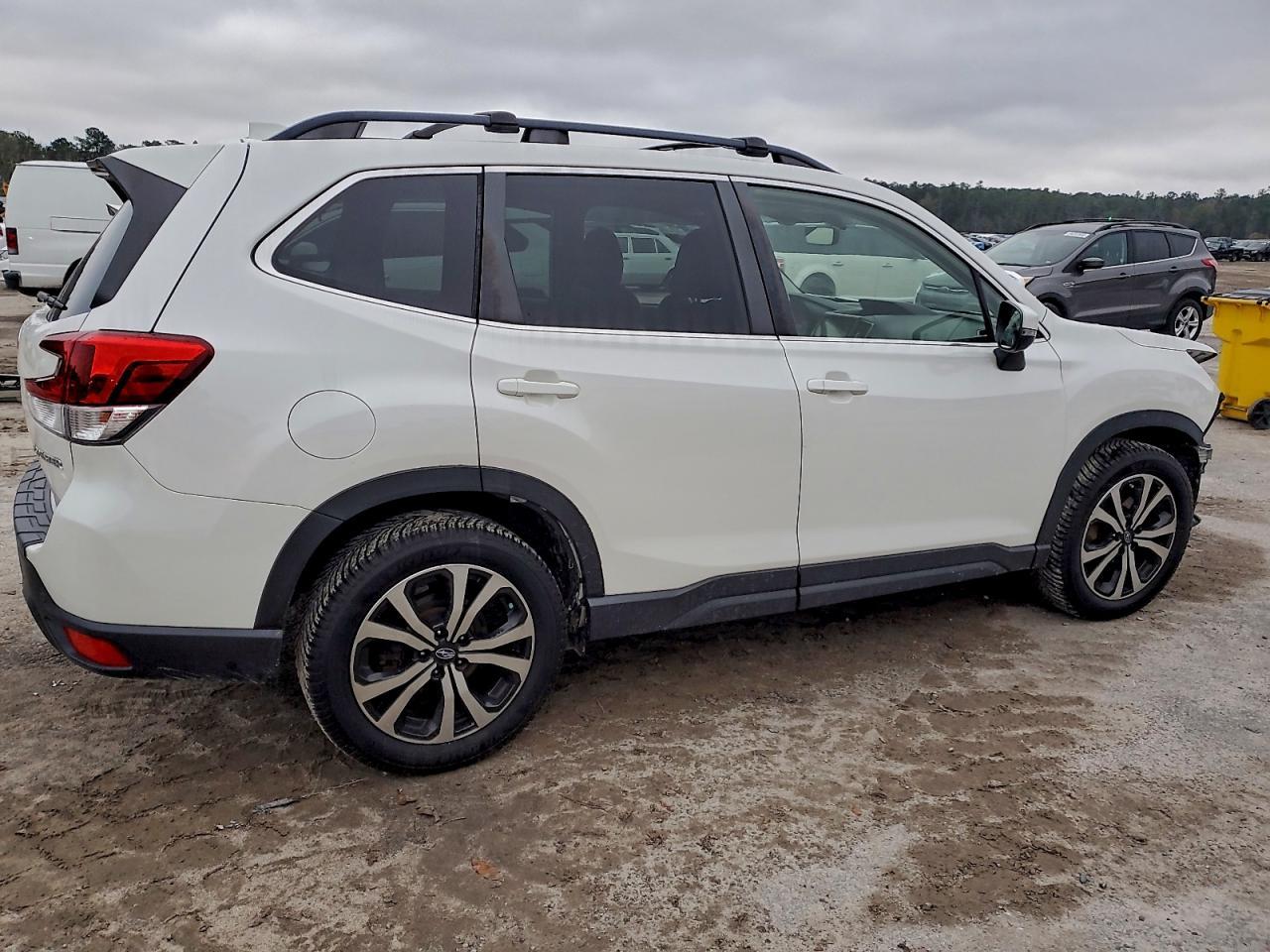 2020 SUBARU FORESTER