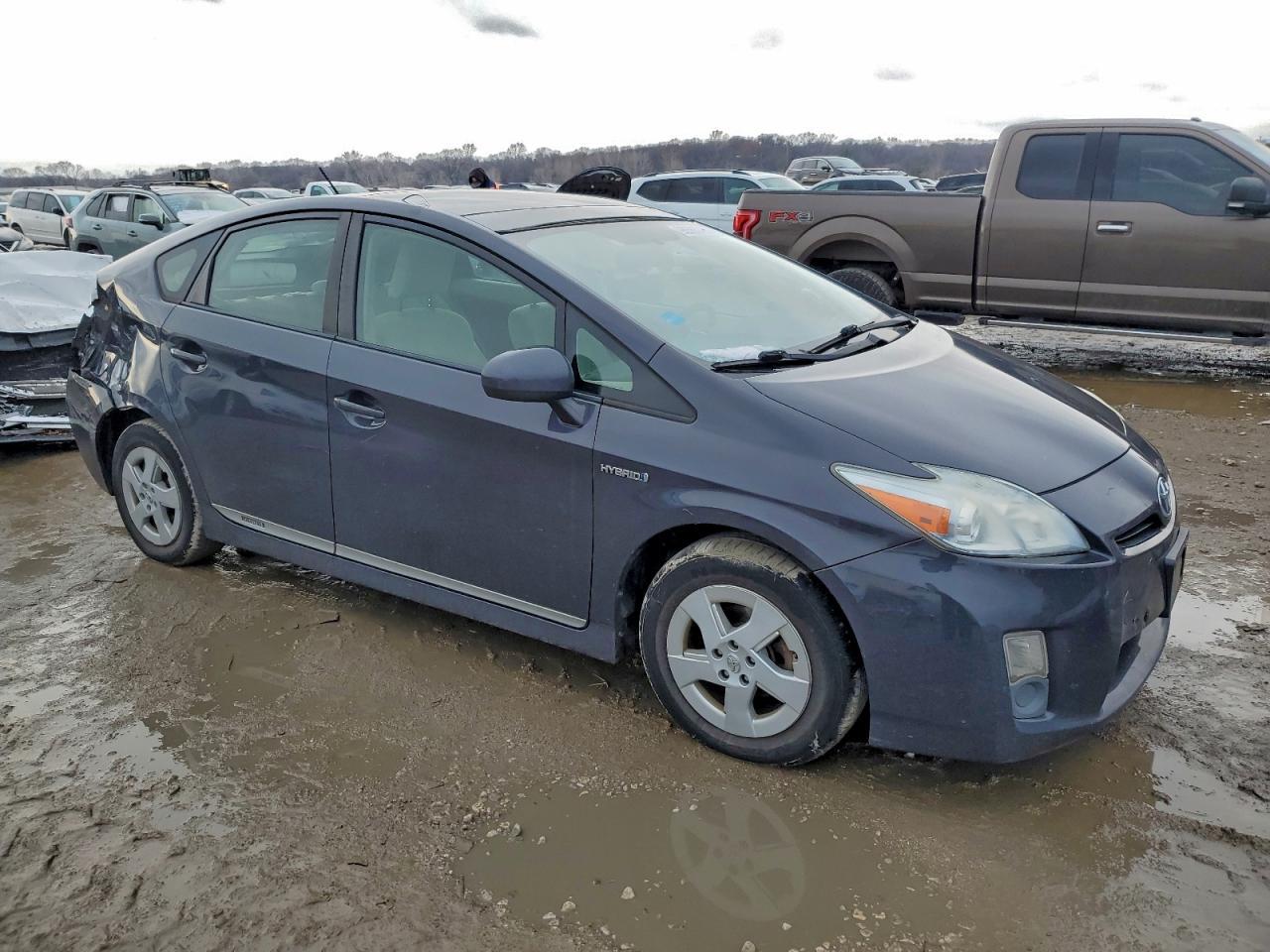 2011 TOYOTA PRIUS