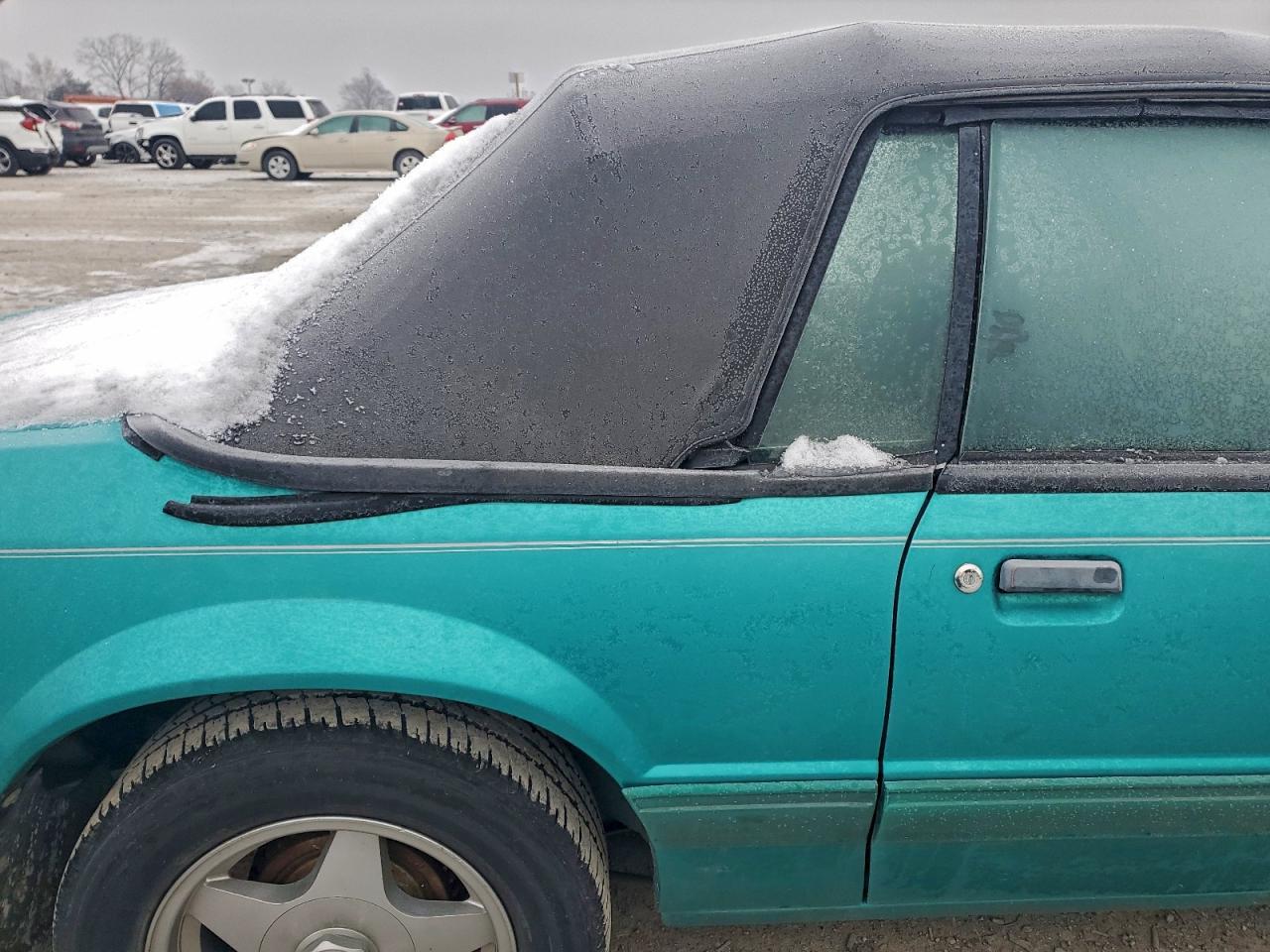 1993 FORD MUSTANG