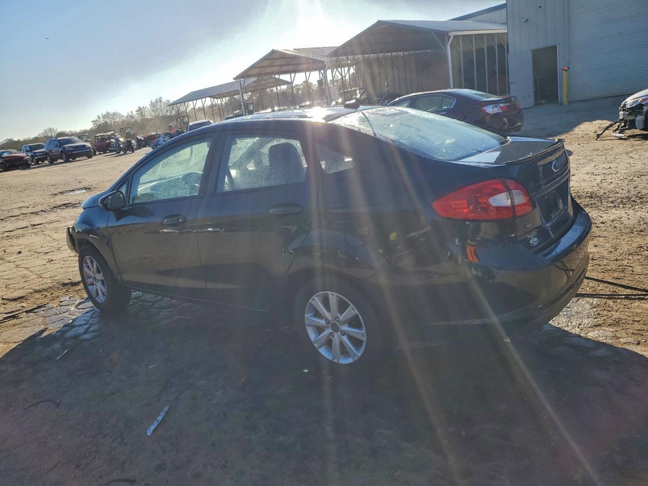 2011 FORD Fiesta