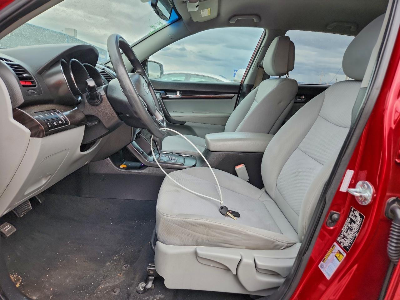 2011 KIA SORENTO