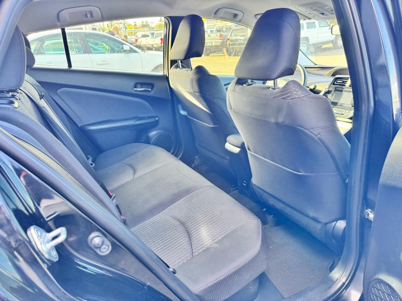 2016 TOYOTA PRIUS