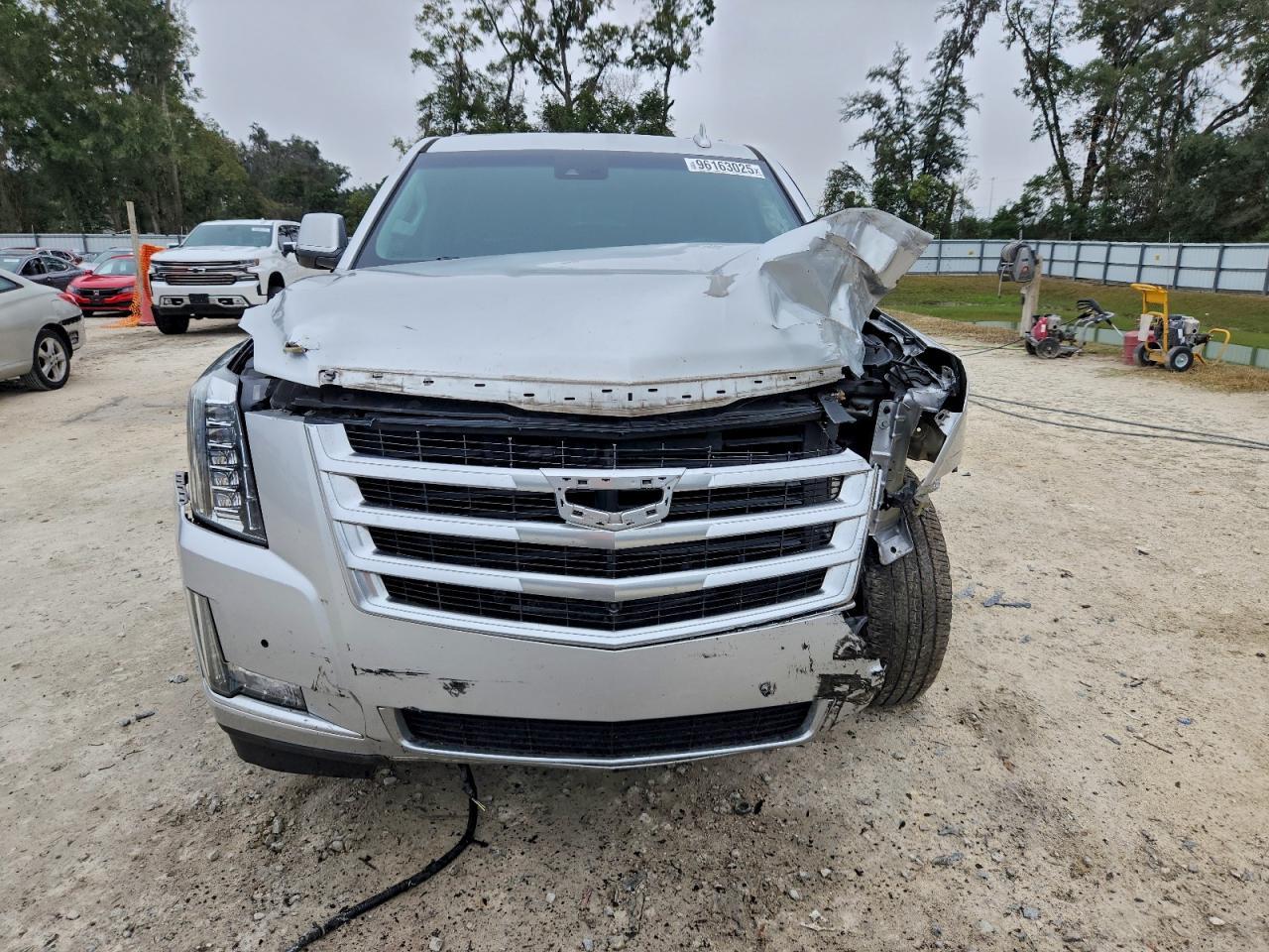 2019 CADILLAC Escalade ESV