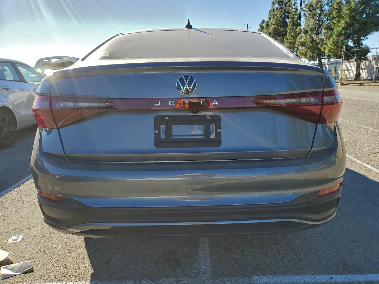 2025 VOLKSWAGEN JETTA