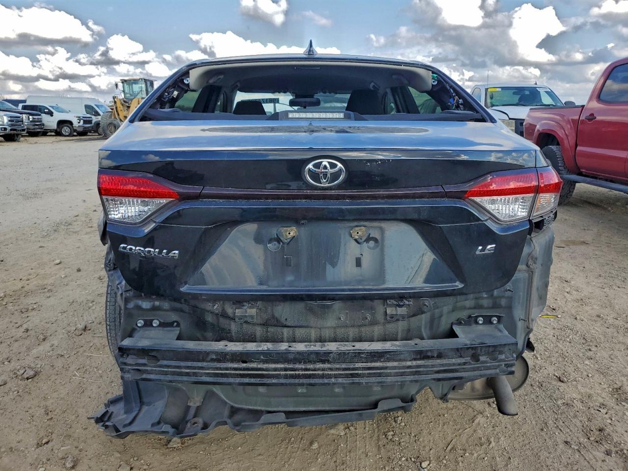 2021 TOYOTA COROLLA