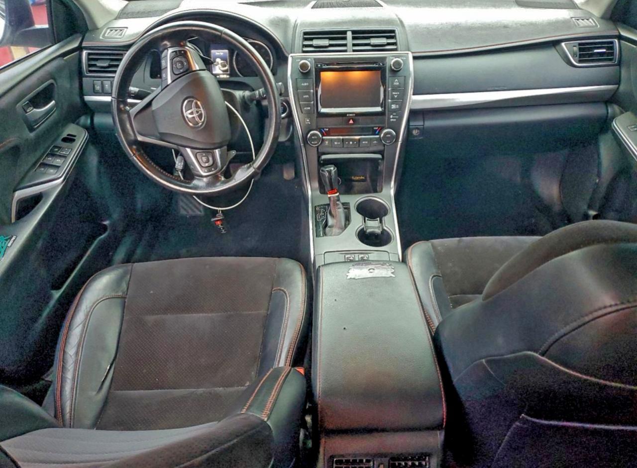 2016 TOYOTA CAMRY