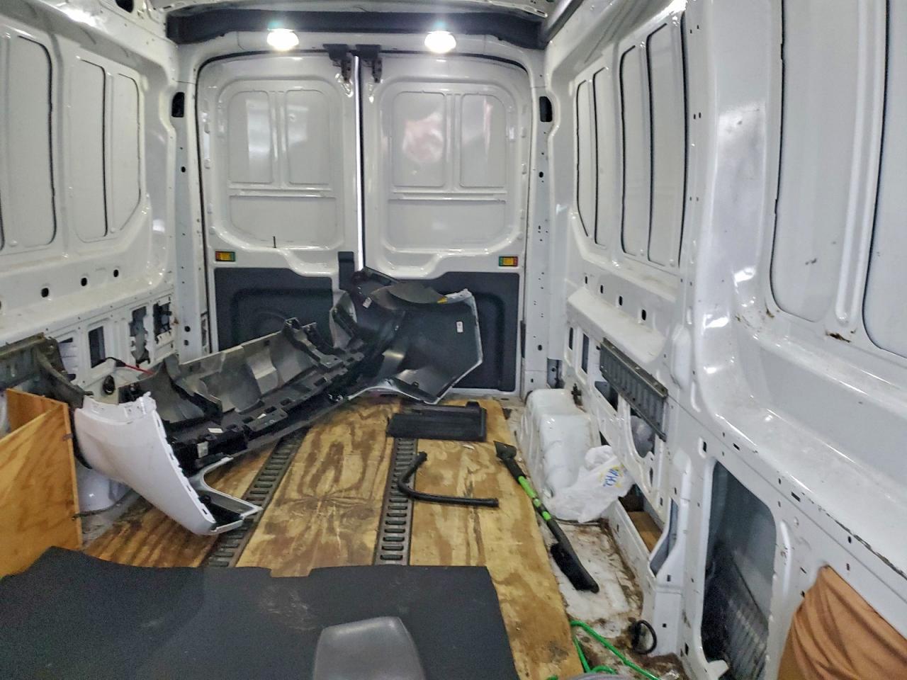 2019 FORD Transit