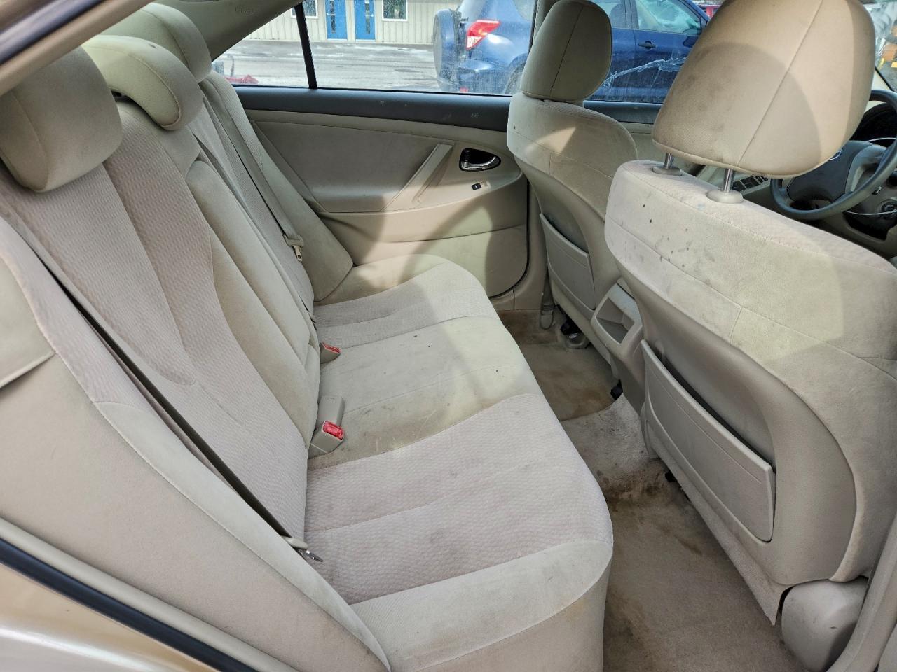 2011 TOYOTA CAMRY