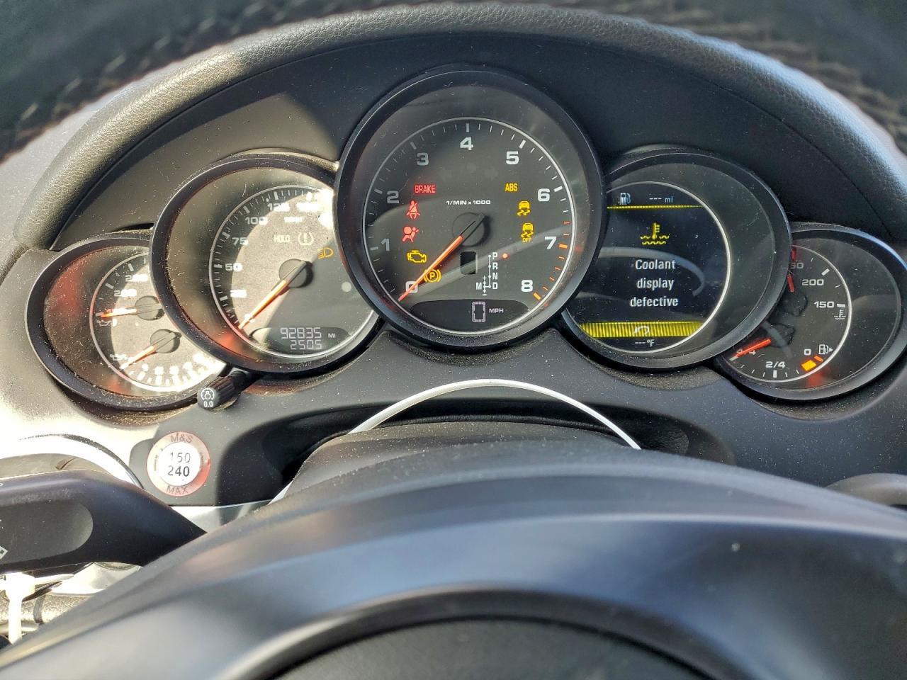 2013 PORSCHE CAYENNE