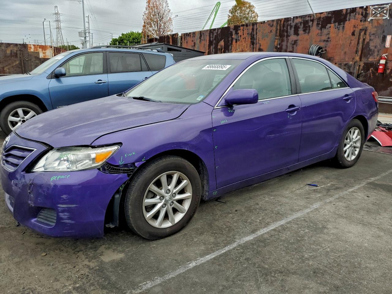2010 TOYOTA CAMRY