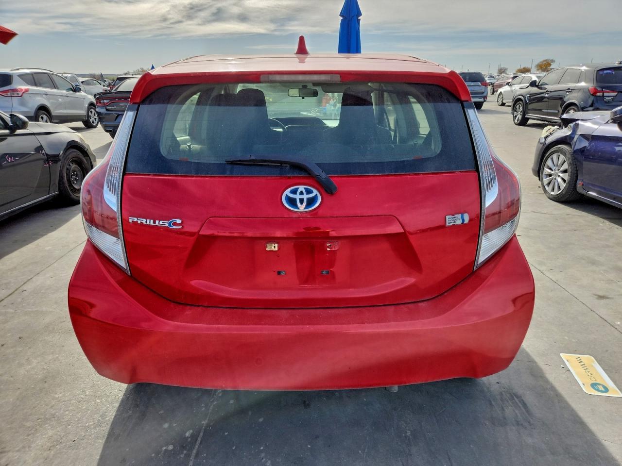 2016 TOYOTA Prius c