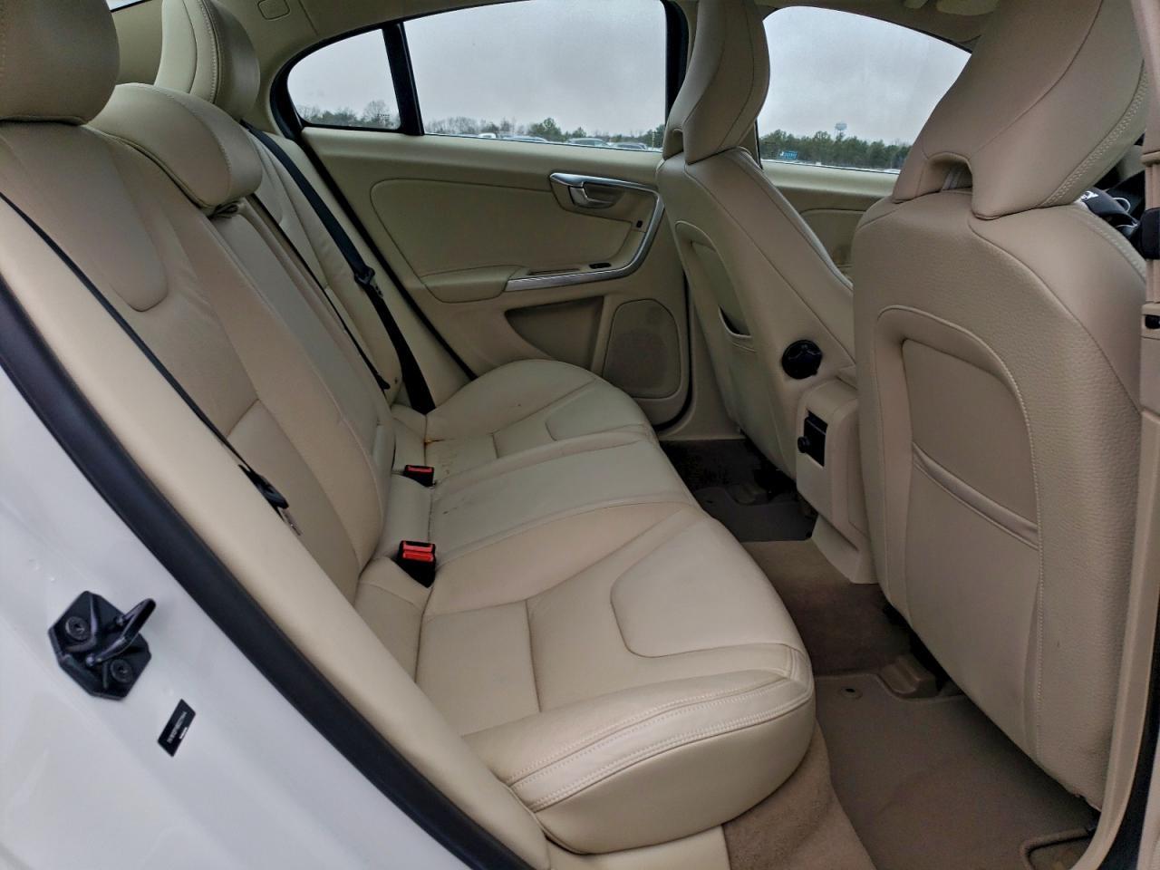 2013 VOLVO S60