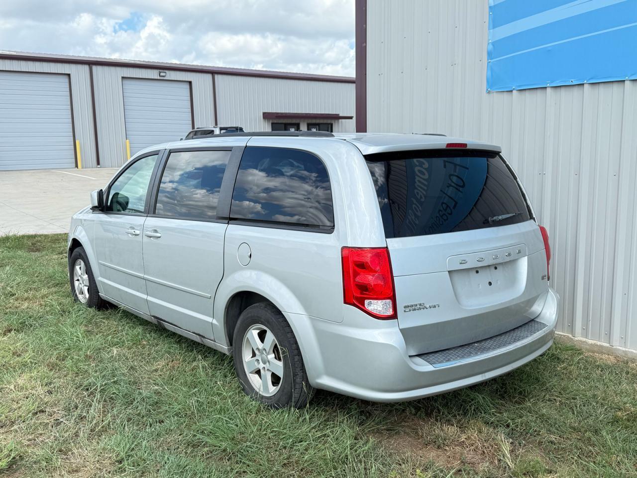 2011 DODGE GRAND CARAVAN