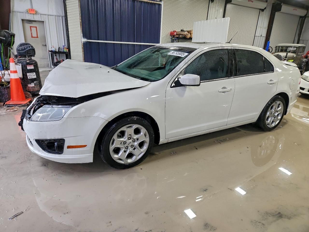 2011 FORD FUSION