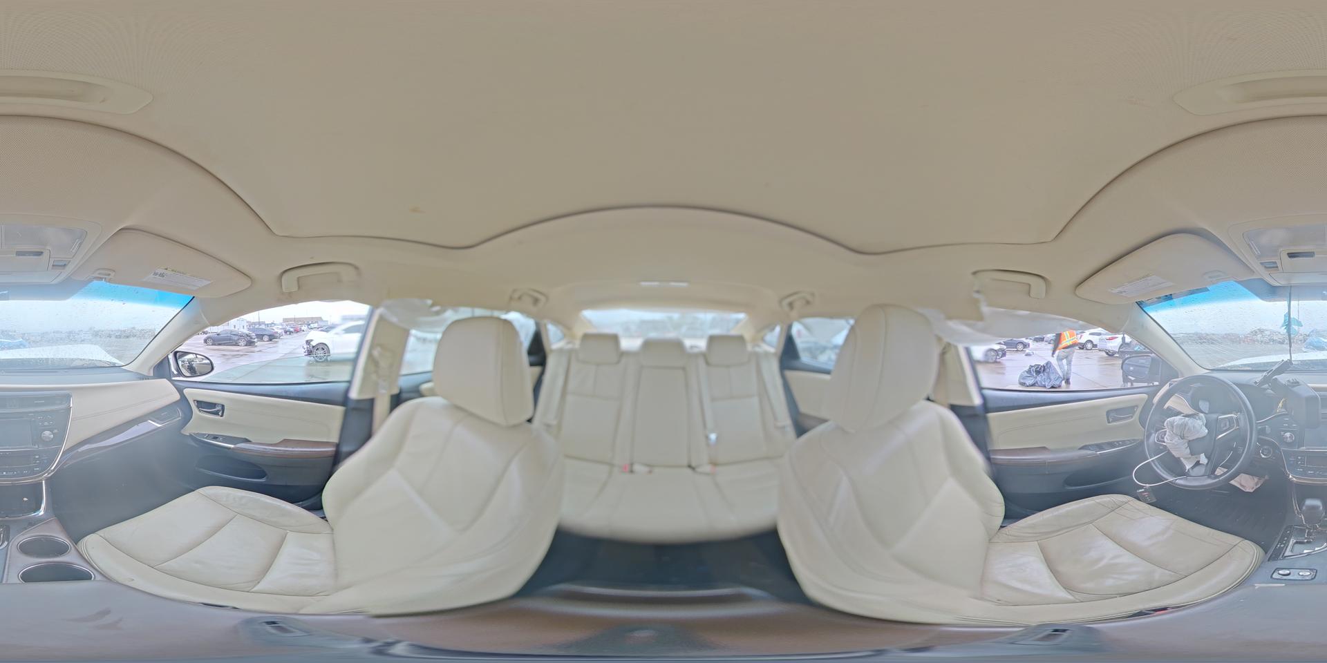 2015 TOYOTA Avalon