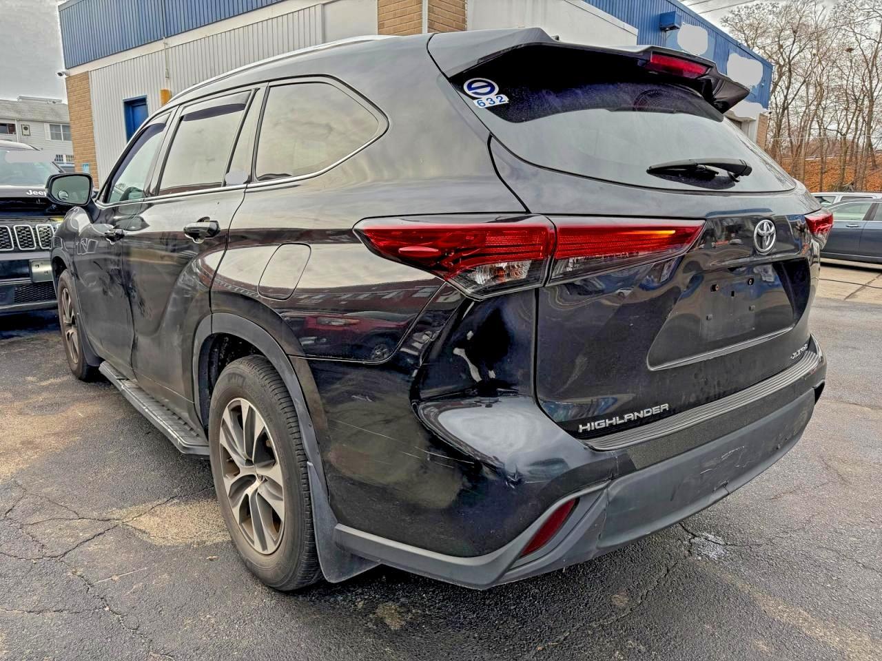 2021 TOYOTA HIGHLANDER