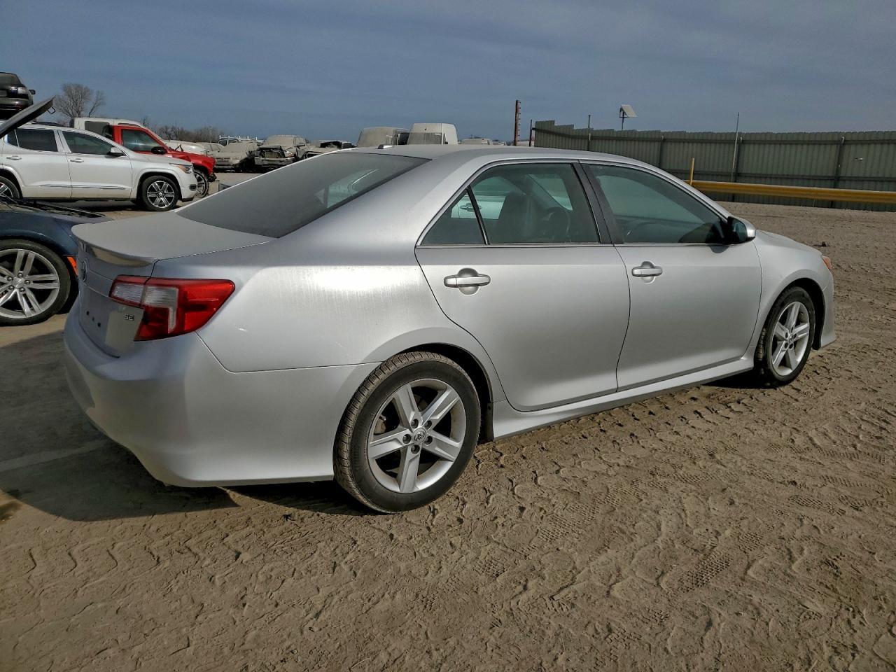2013 TOYOTA CAMRY