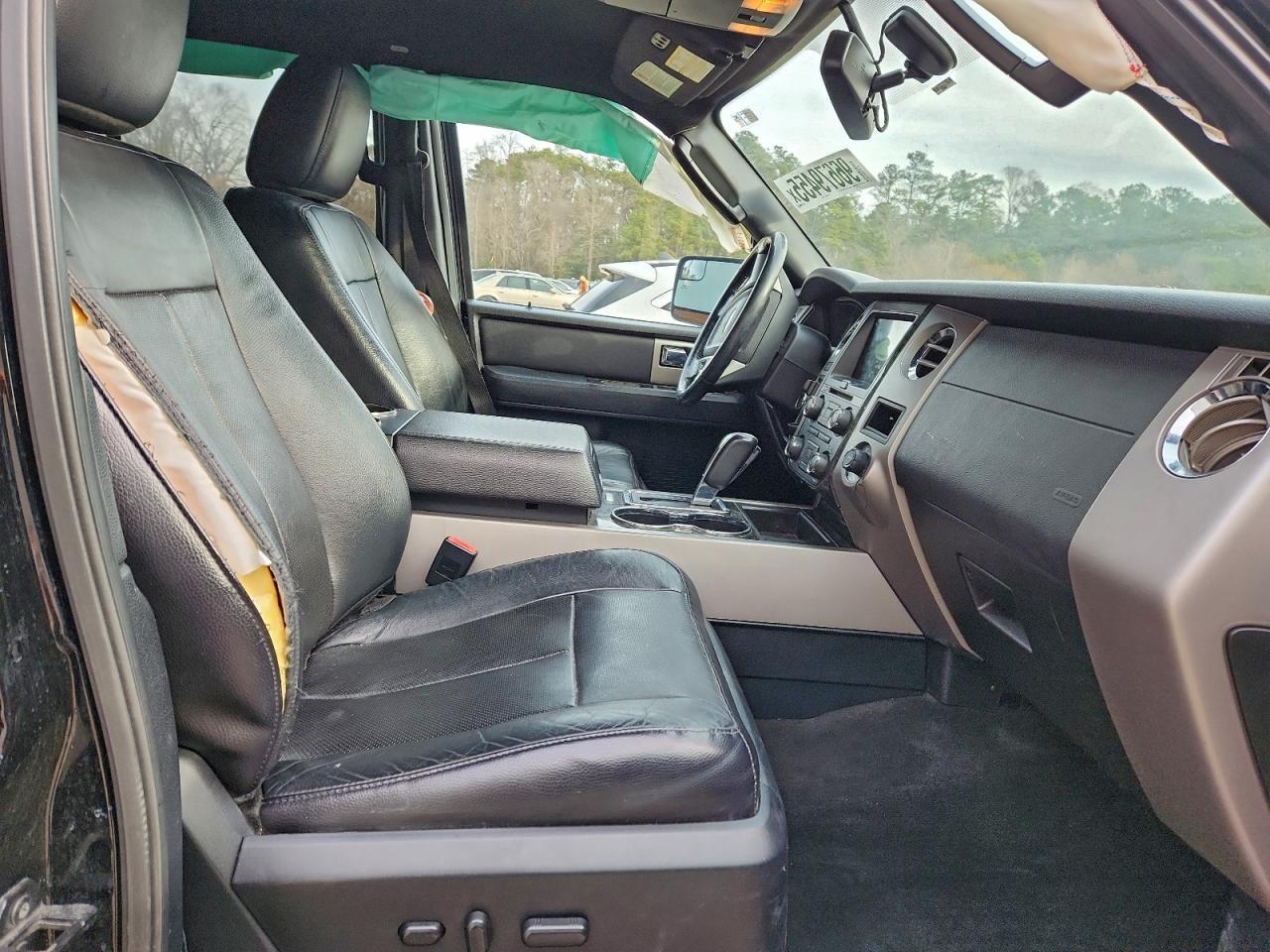 2017 FORD Expedition